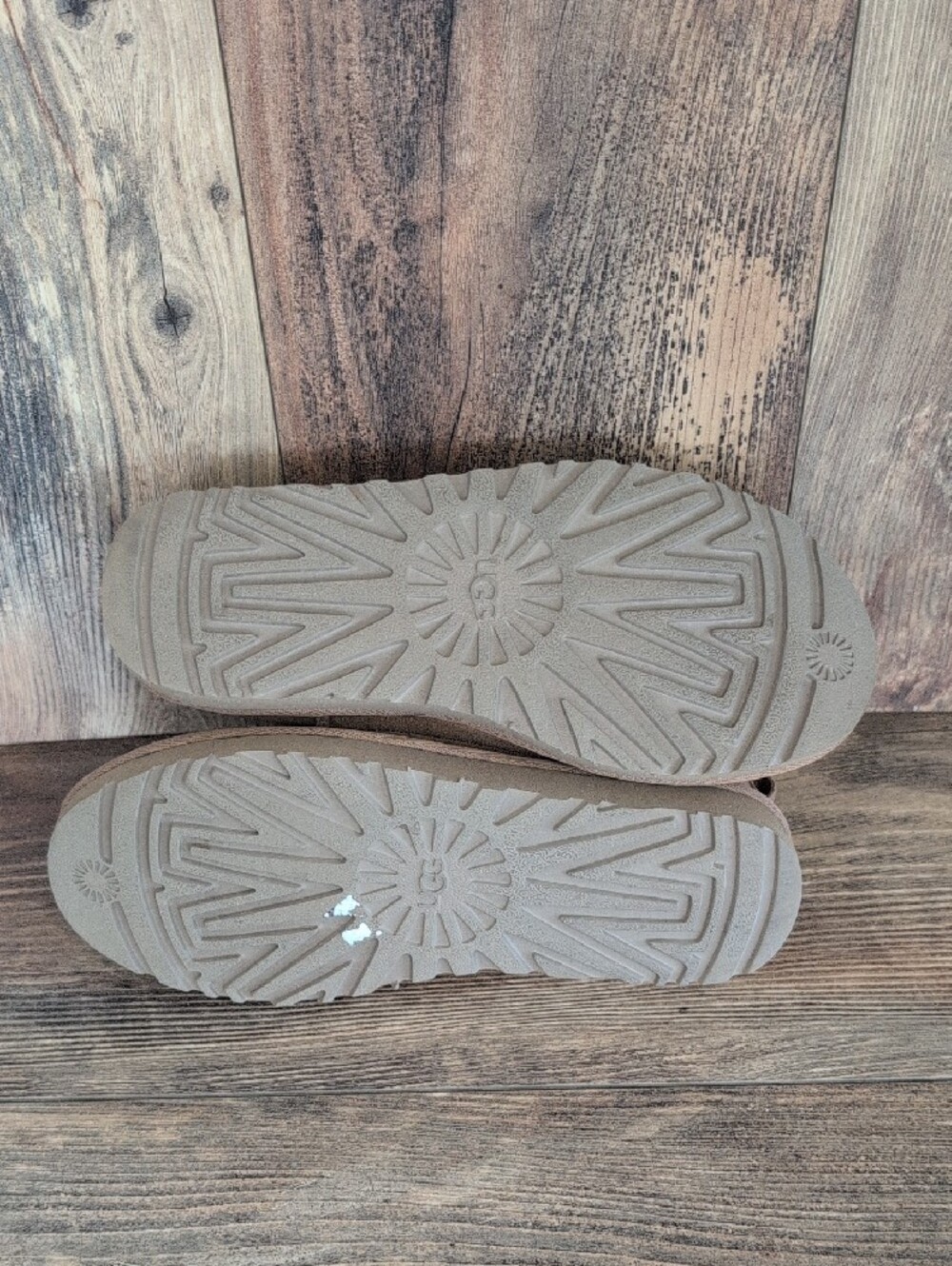 UGG 1173891 Sand Classic Micro Slip On Boot 543A - Picture 8 of 8